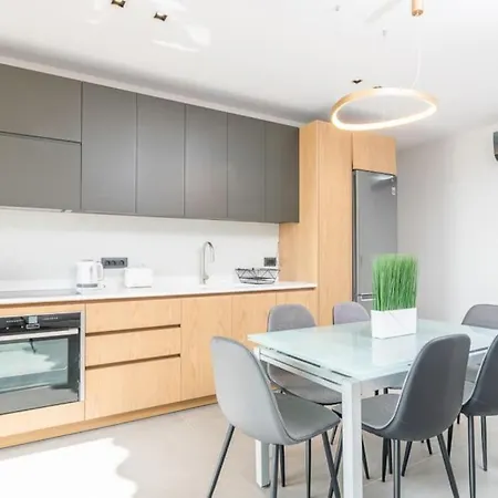 Alta Mare & Sea View- Cent Lux *