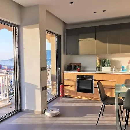 Alta Mare & Sea View- Cent Lux 자킨토스 타운