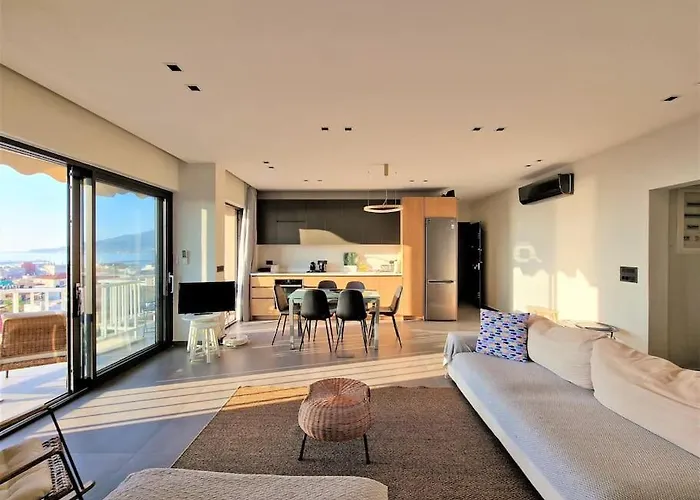 Alta Mare & Sea View- Cent Lux 扎金索斯镇